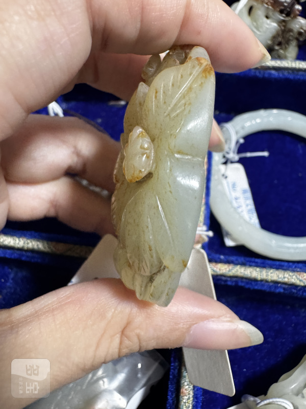 明 沁玉镂雕凌霄花带饰 - 图11